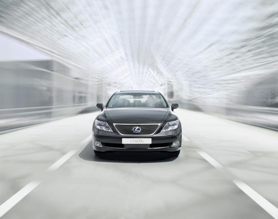  Lexus LS600h L 2007 года  (фото 179 из 224)